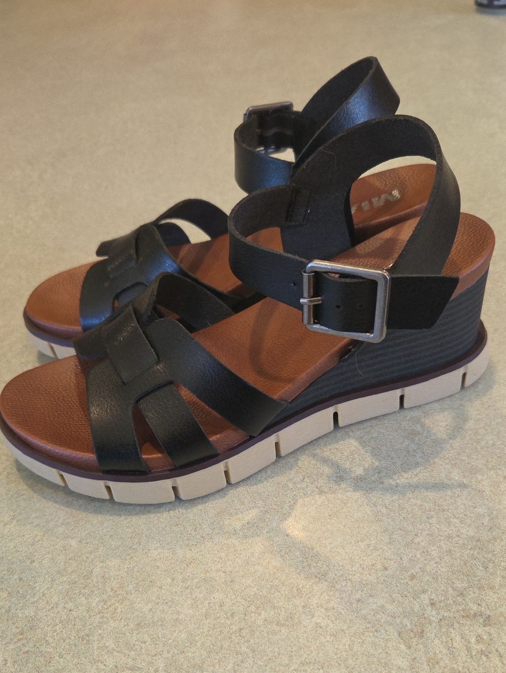 MIA Black Strappy Ankle Strap Wedge Sandals - Size 6.5 Like New